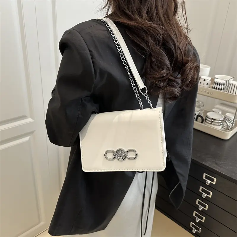 Pink Korean Style Chain Shoulder Bag for Women - Image 7