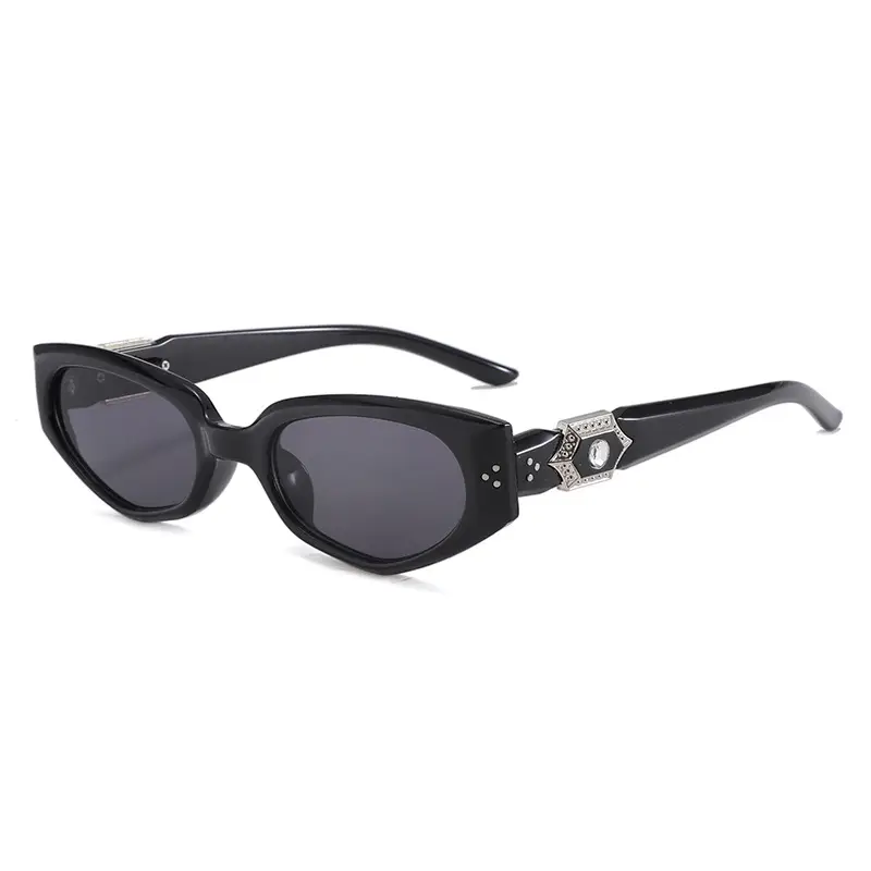 Retro Black Cat's Eye Sunglasses Women 2025