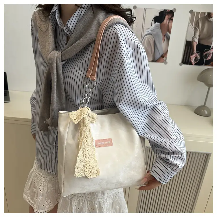 White Silk Chain Shoulder Tote Bag for Women — feature 10