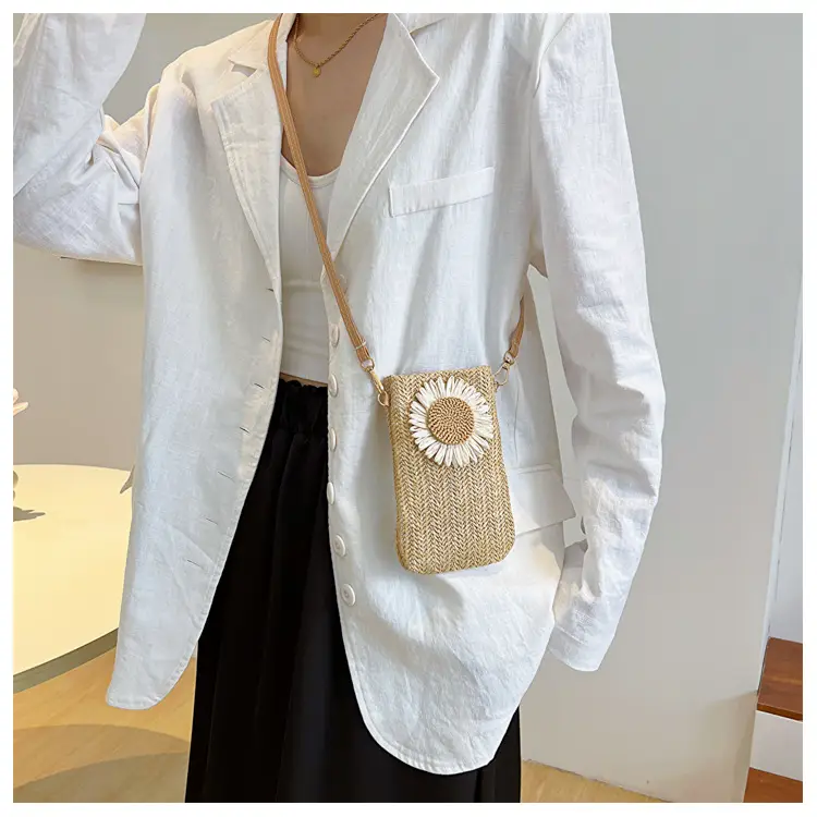 Korean Sunflower Straw Shoulder Bag 2025 Spring — feature 24