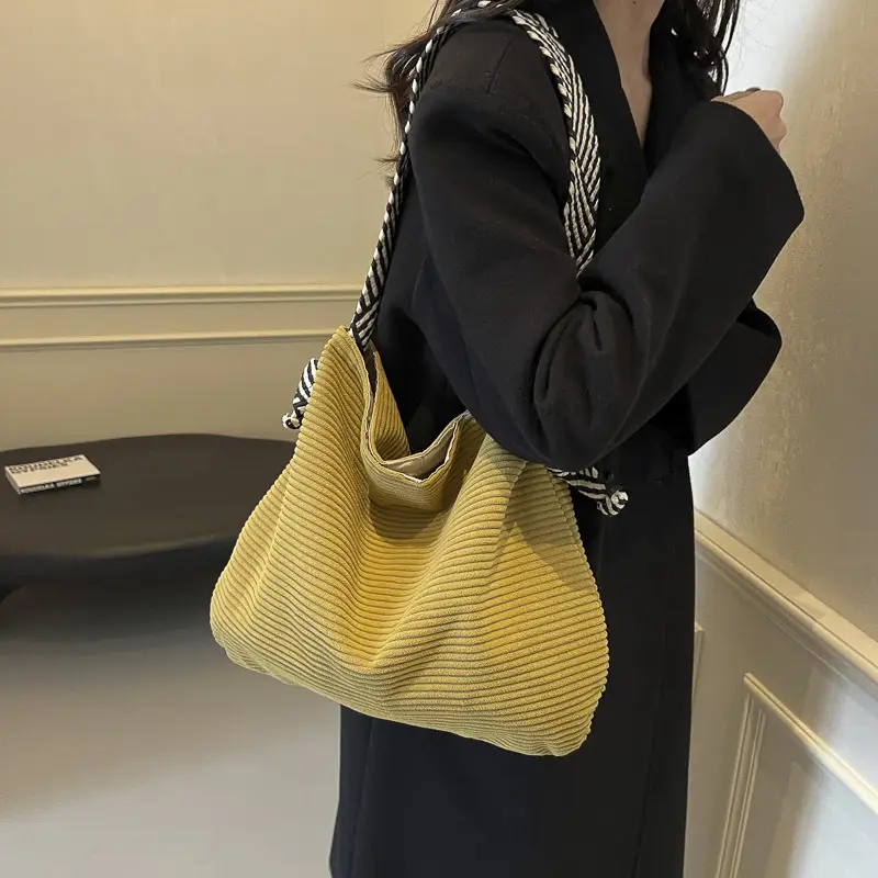 Japanese All-match Niche Tote Bag for Students 2024 Autumn Single Shoulder Nylon Women's Bag Harajuku Large Capacity School Bag luggage and leather goods