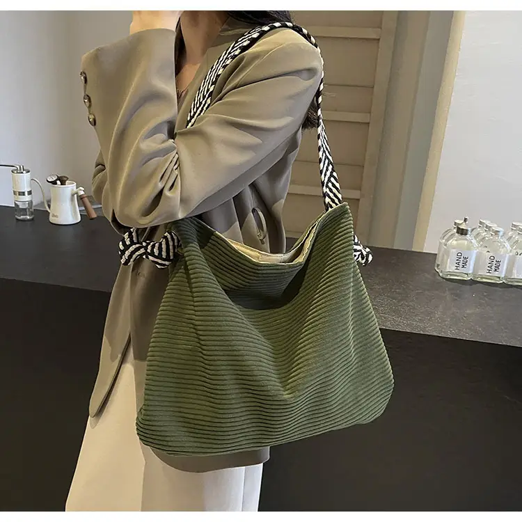 Japanese All-match Niche Tote Bag for Students 2024 Autumn Single Shoulder Nylon Women's Bag Harajuku Large Capacity School Bag luggage and leather goods — feature 14