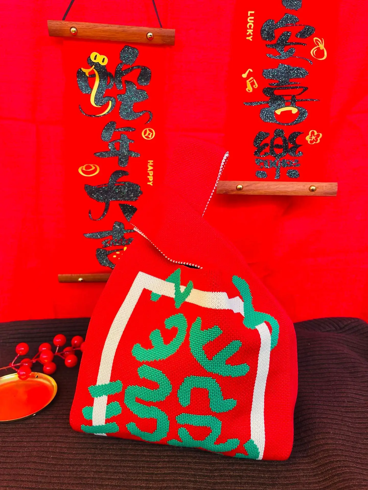 Cute Korean Style Red White Handheld Tote Bag — feature 33