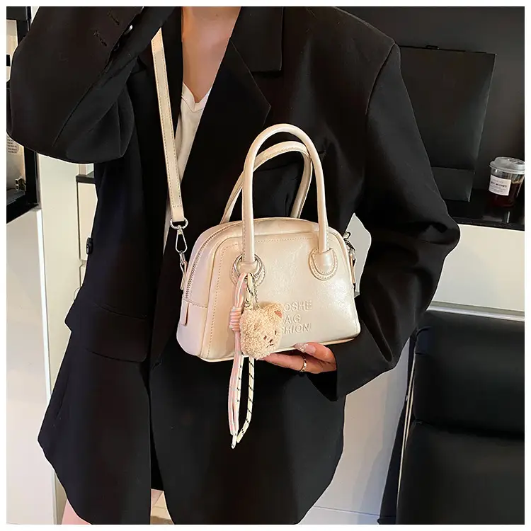 Silver Shoulder Crossbody Bag for Women Spring Summer 2025 — feature 11