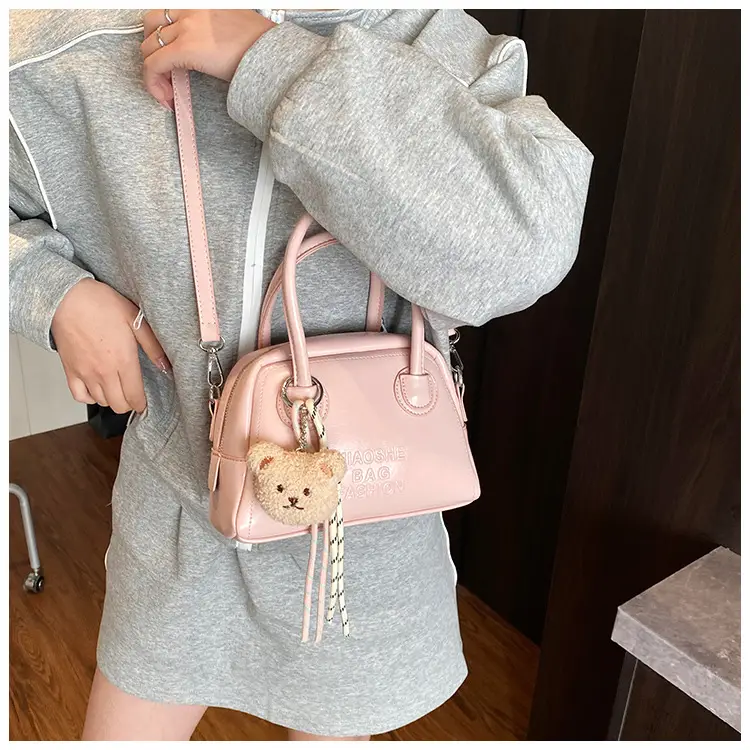 Silver Shoulder Crossbody Bag for Women Spring Summer 2025 — feature 14