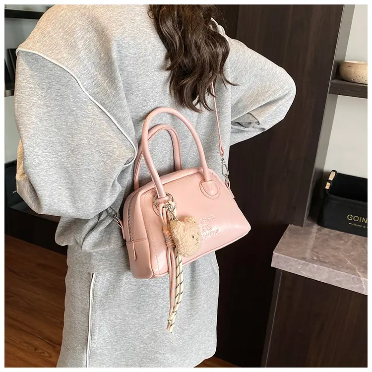 Silver Shoulder Crossbody Bag for Women Spring Summer 2025 — feature 15