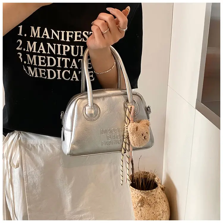 Silver Shoulder Crossbody Bag for Women Spring Summer 2025 — feature 16