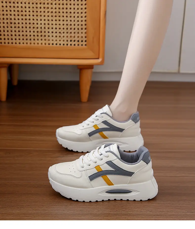 Women's White Grey Retro Training Shoes 2025 — feature 40