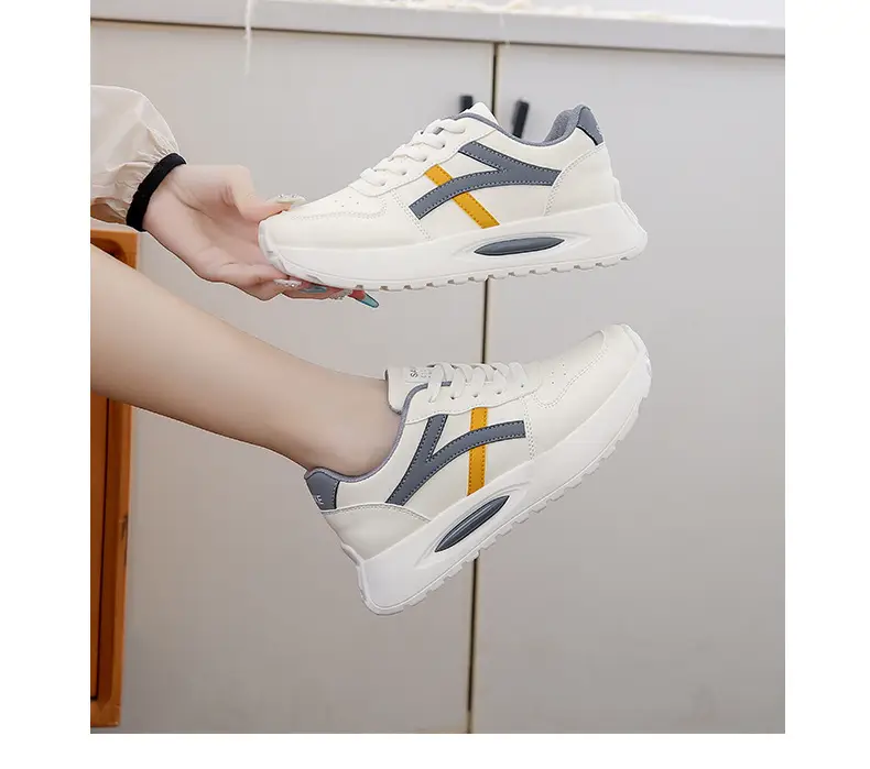 Women's White Grey Retro Training Shoes 2025 — feature 41