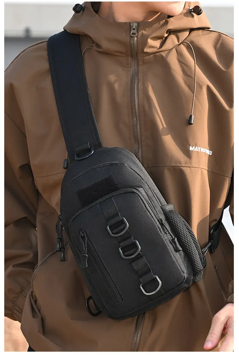 Men's Camouflage Crossbody Bag Large Capacity Climbing Shoulder Bag — feature 8