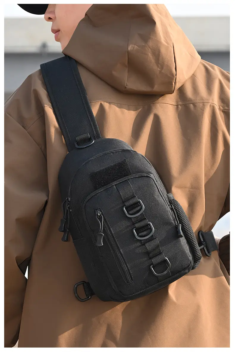 Men's Camouflage Crossbody Bag Large Capacity Climbing Shoulder Bag — feature 9