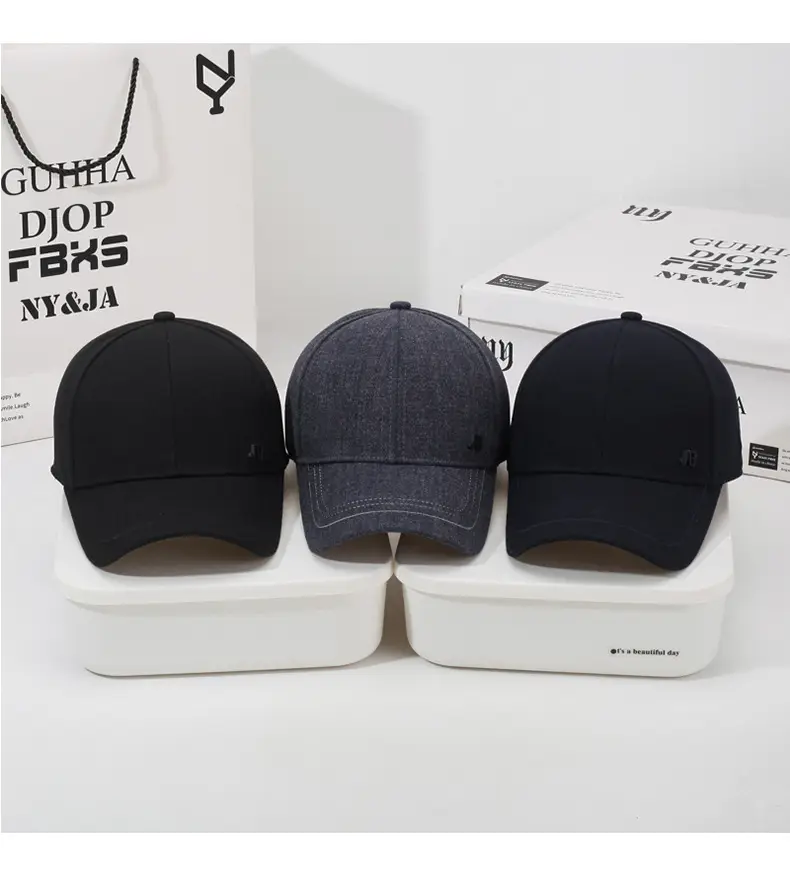 Men's Black Baseball Cap with Brand Logo — feature 8