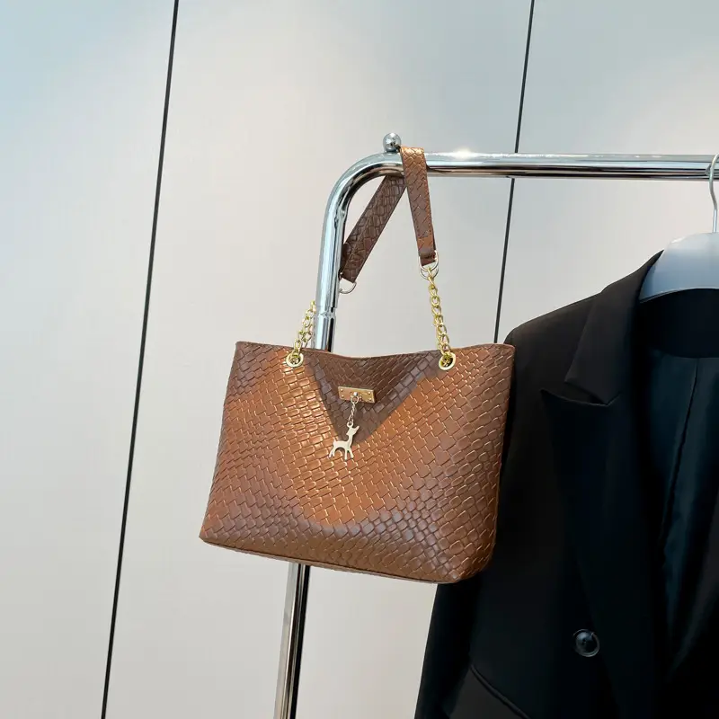 White Women's Shoulder Bag with Gold Chain & Pony Design - Image 8