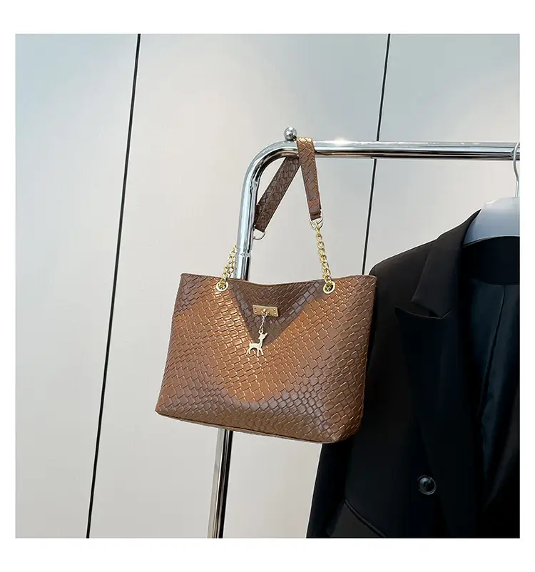 White Women's Shoulder Bag with Gold Chain & Pony Design — feature 25