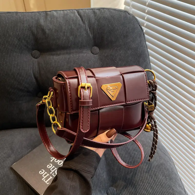 Women's Brown Leather Shoulder Bag with Gold Chain - Image 2