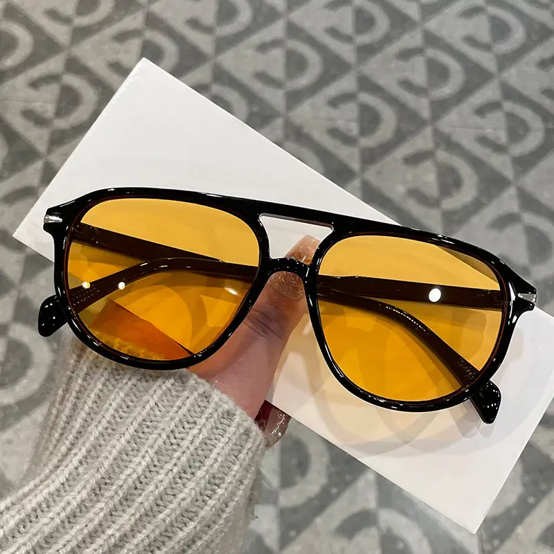 Retro Aviator Sunglasses Gray + Gray - Image 10