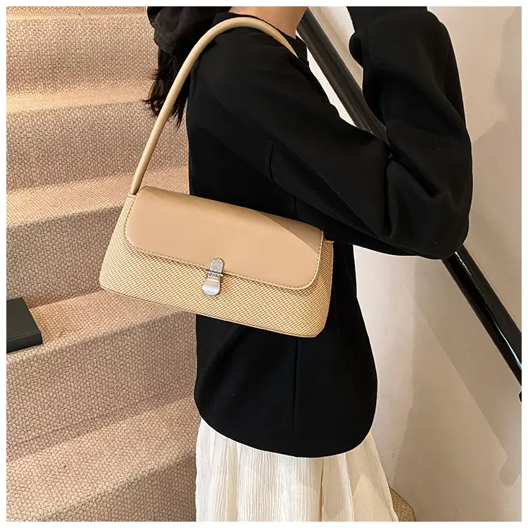 Retro White Shoulder Bag for Women 2025 — feature 18