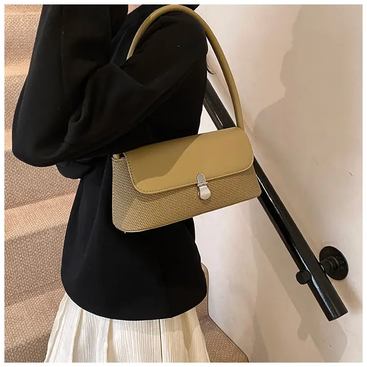 Retro White Shoulder Bag for Women 2025 — feature 24