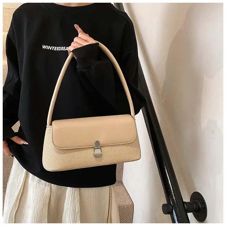 Retro White Shoulder Bag for Women 2025 — feature 25