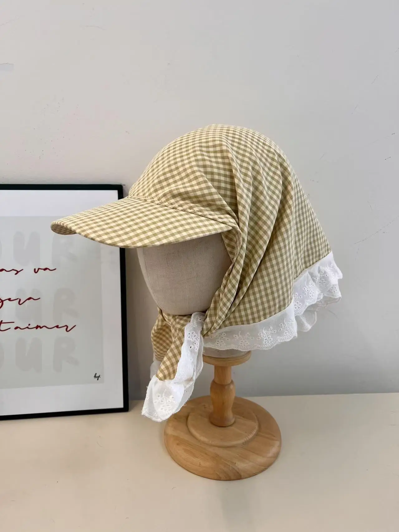Japanese-style Korean-style Fashion All-match Plaid Fresh Tapes Cap Women's Summer Sunscreen and Sunshade All-match Photograph Cap - Image 10