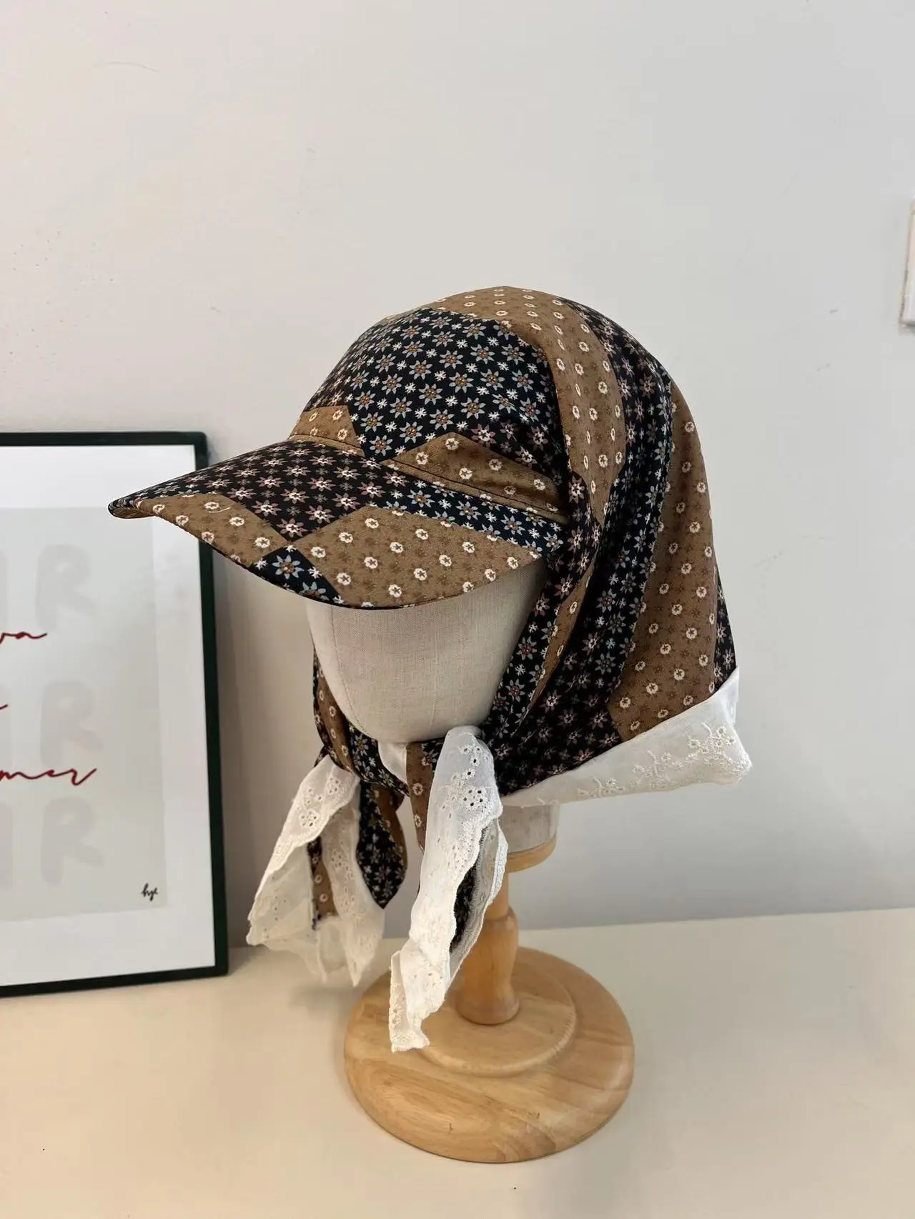Japanese-style Korean-style Fashion All-match Plaid Fresh Tapes Cap Women's Summer Sunscreen and Sunshade All-match Photograph Cap - Image 6