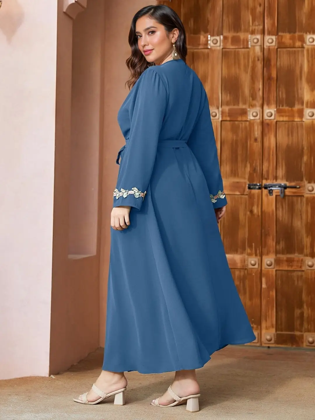 Elegant and Stylish Gold-Stamped Lace Patchwork Dress Set for Women 2025 Cross-Border Plus Size Dress — feature 4