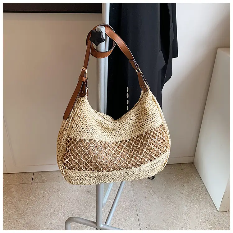 Women's Straw Woven Shoulder Bag Large Capacity Beach Travel — feature 18