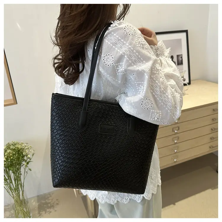 Pink Embossed Women's Tote Bag 2024 Summer — feature 18