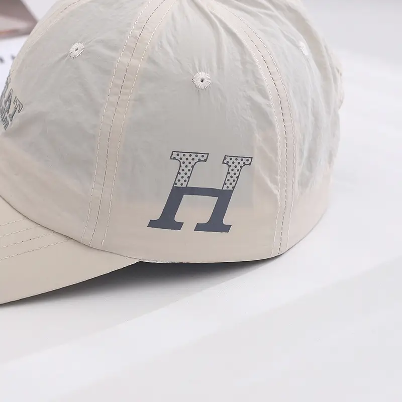 Women's Grey Waffle Knit Baseball Cap 2025 — feature 4