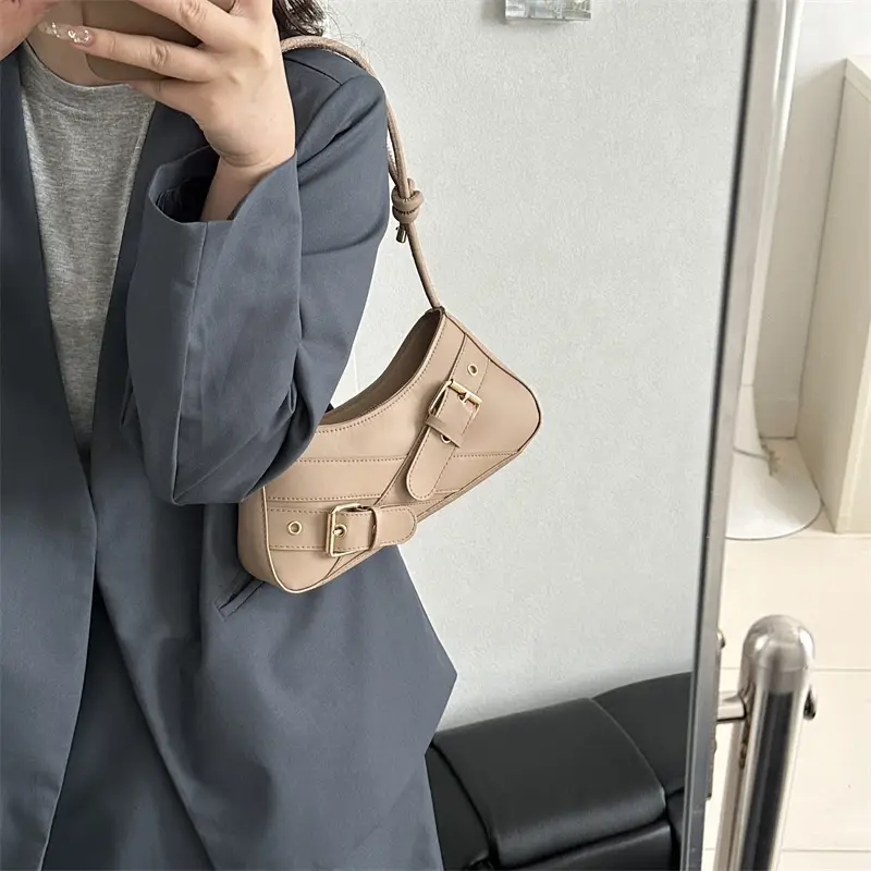Pink Leather One Shoulder Bag for Women 2025 - Image 9