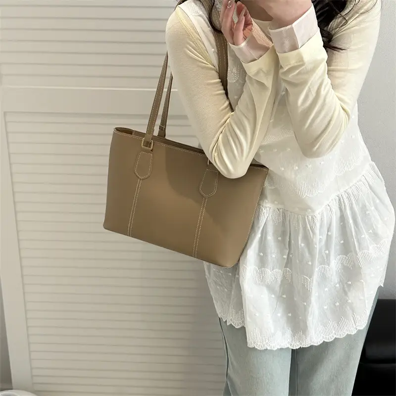 2026 Women Large Tan Leather Tote Bag Casual Shoulder Bag - Image 5
