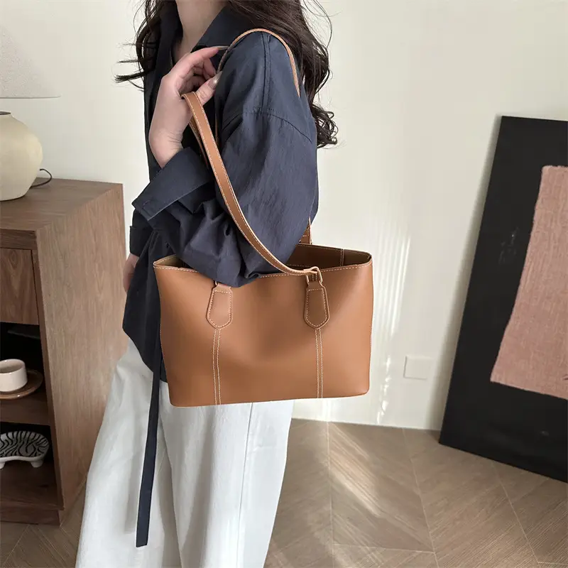 2026 Women Large Tan Leather Tote Bag Casual Shoulder Bag — feature 31