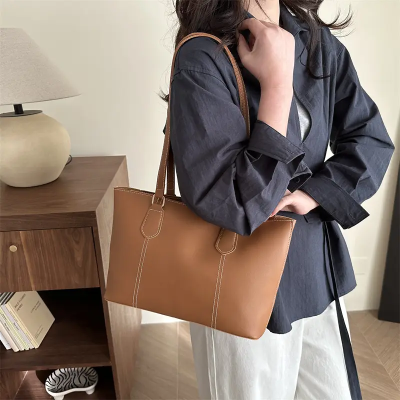 2026 Women Large Tan Leather Tote Bag Casual Shoulder Bag — feature 33