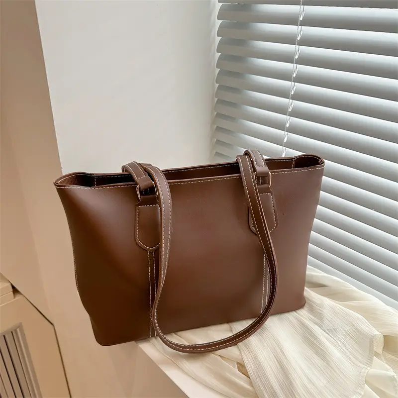2026 Women Large Tan Leather Tote Bag Casual Shoulder Bag — feature 8