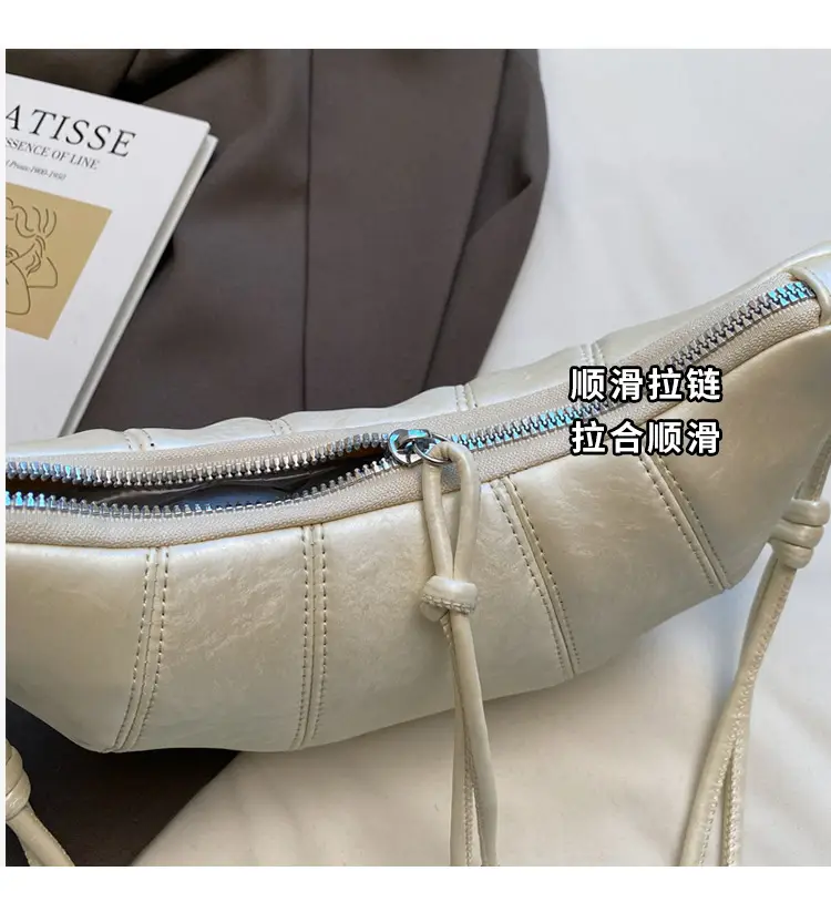 Women Croc Stitch Shoulder Bag Cream 2025 — feature 3