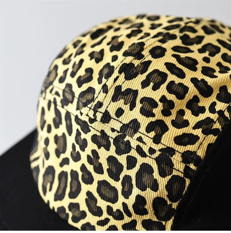 Leopard Print Flat Cap Women Casual Fashion — feature 7