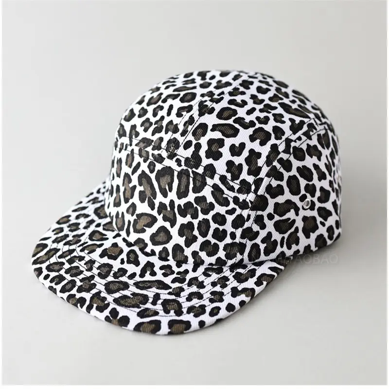 Leopard Print Flat Cap Women Casual Fashion - Image 3
