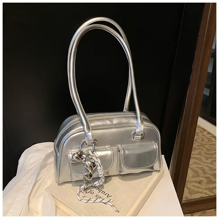 Pink Cross-Border Shoulder Bag with Diamond Charm — feature 39