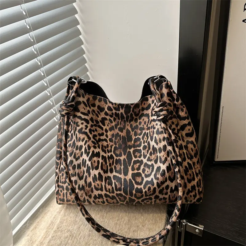 Women Leopard Print Shoulder Bag 2025 Spring New - Image 6