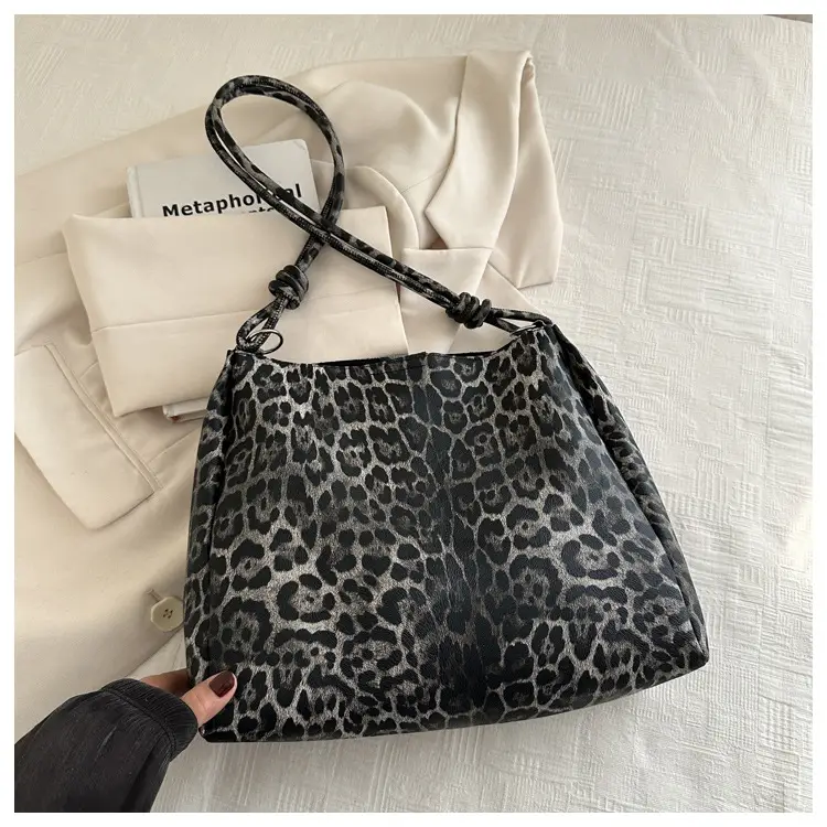 Women Leopard Print Shoulder Bag 2025 Spring New — feature 21