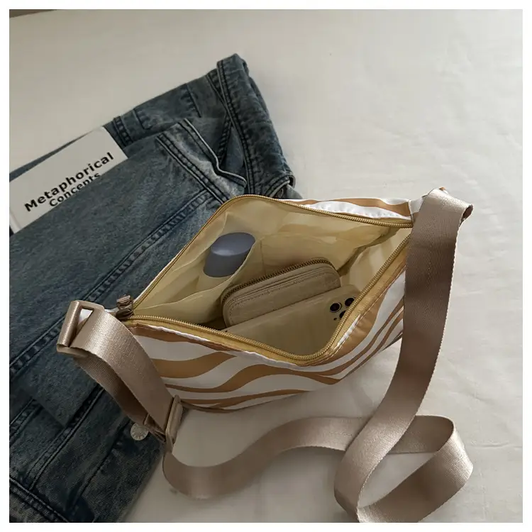 2025 Korean Style Lazy Crossbody Bag Large Capacity Travel Commuter Shoulder Bag for Women — feature 25
