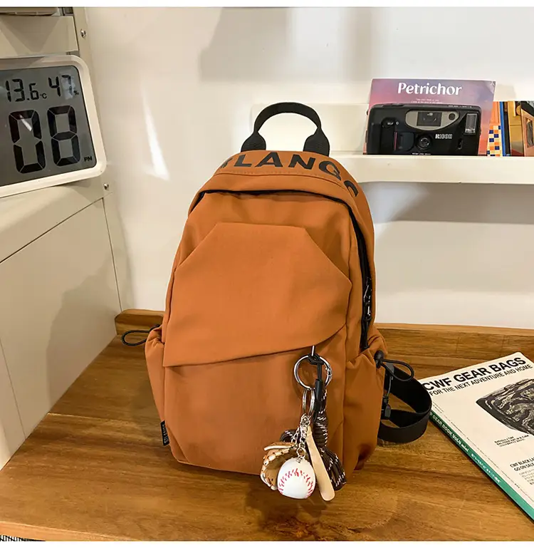 Green Crossbody Backpack for Men Lightweight Fashion — feature 36