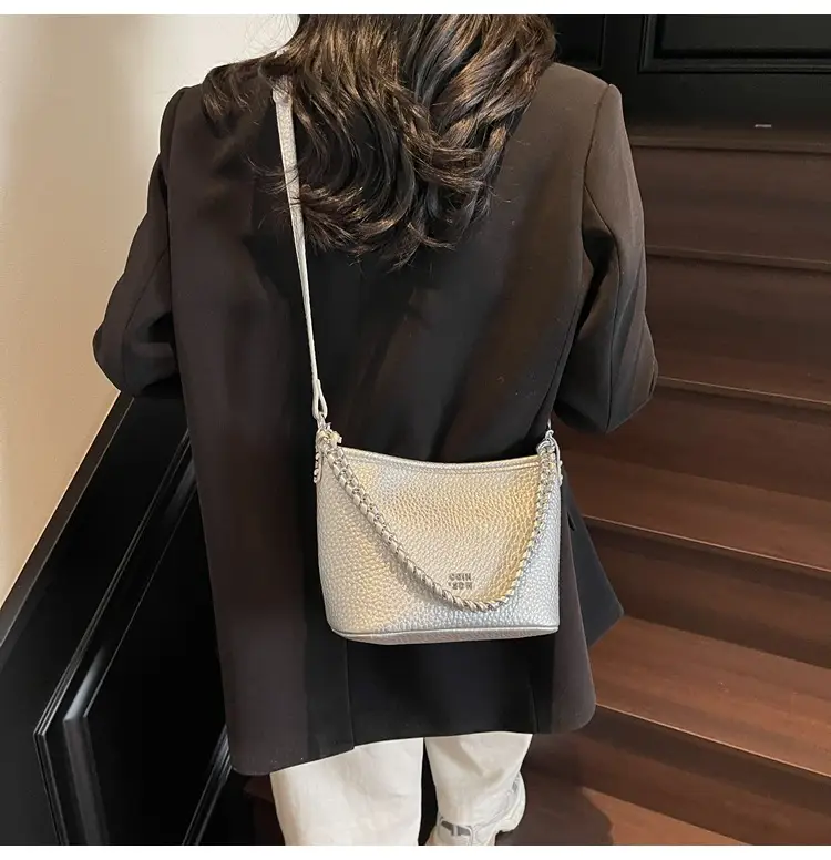Vintage Bucket Bag Women's 2025 New Solid Color — feature 20