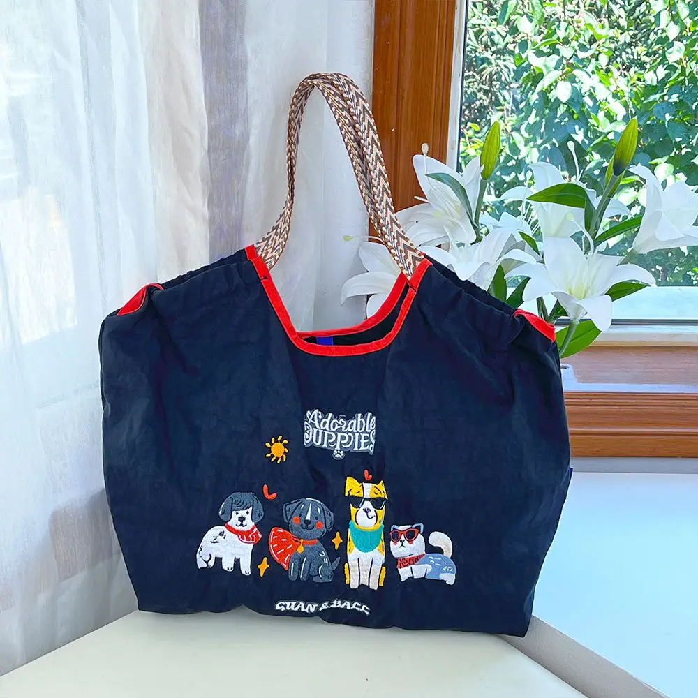 Cartoon Cat Embroidered Waterproof Nylon Tote Bag