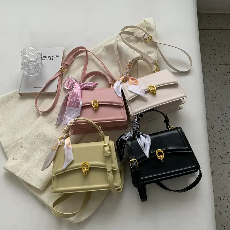 Women's White Square Shoulder Bag with Gold Clasp - Image 7