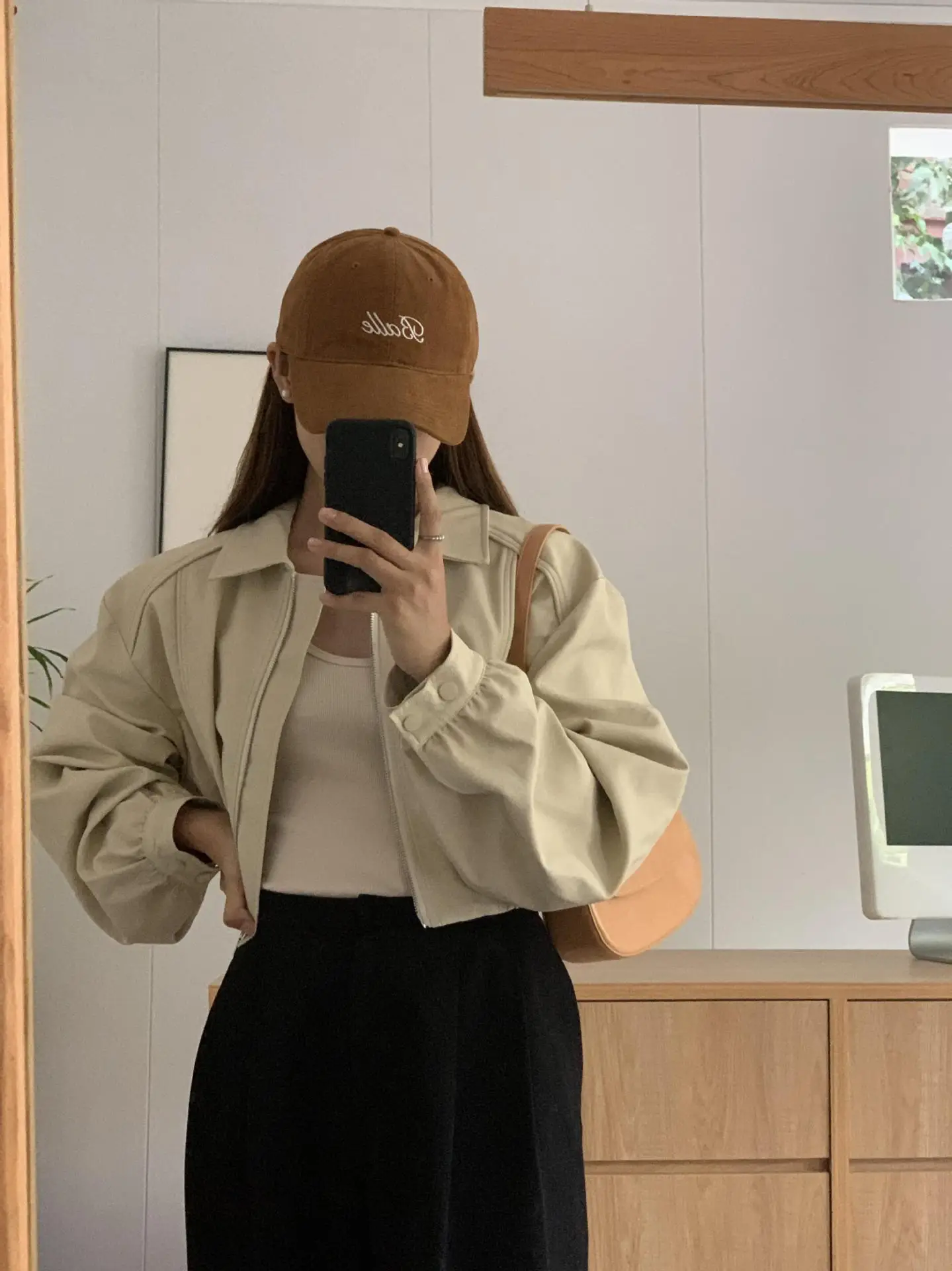 Balle Letter Sunscreen Cap Women Black Small — feature 2