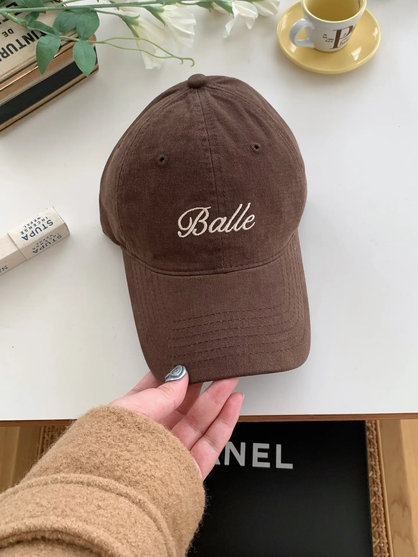 Balle Letter Sunscreen Cap Women Black Small