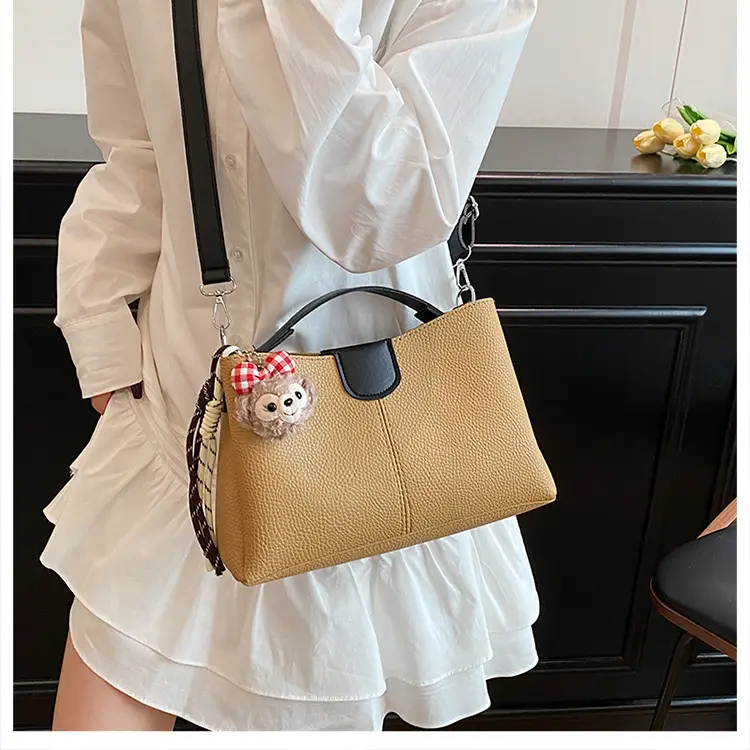 2025 Women's White Leather Shoulder Crossbody Bag with Cute Charm — feature 13
