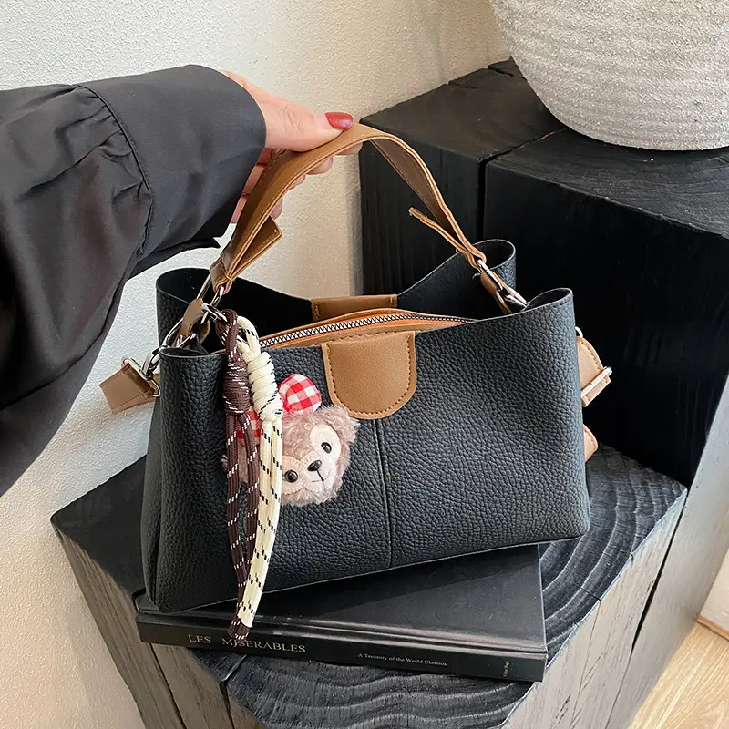 2025 Women's White Leather Shoulder Crossbody Bag with Cute Charm - Image 4