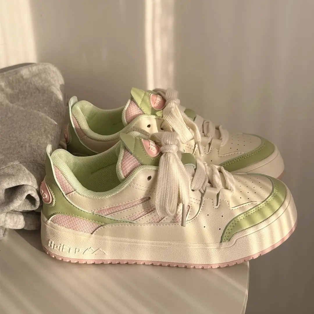 Factory direct 2025 spring new fresh green color matching casual Joker white shoes sweet ins training shoes women - Image 5